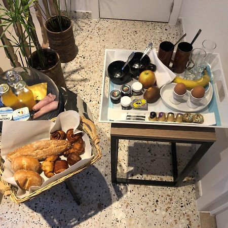 Suites Le Porte-Bonheur บรูจส์ ภายนอก รูปภาพ